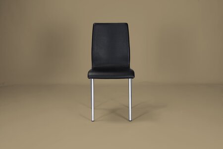 Stuhlgestell in Edelstahl oder schwarz erhältlich 