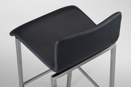 Barstuhl von solid. in Wunschhöhe